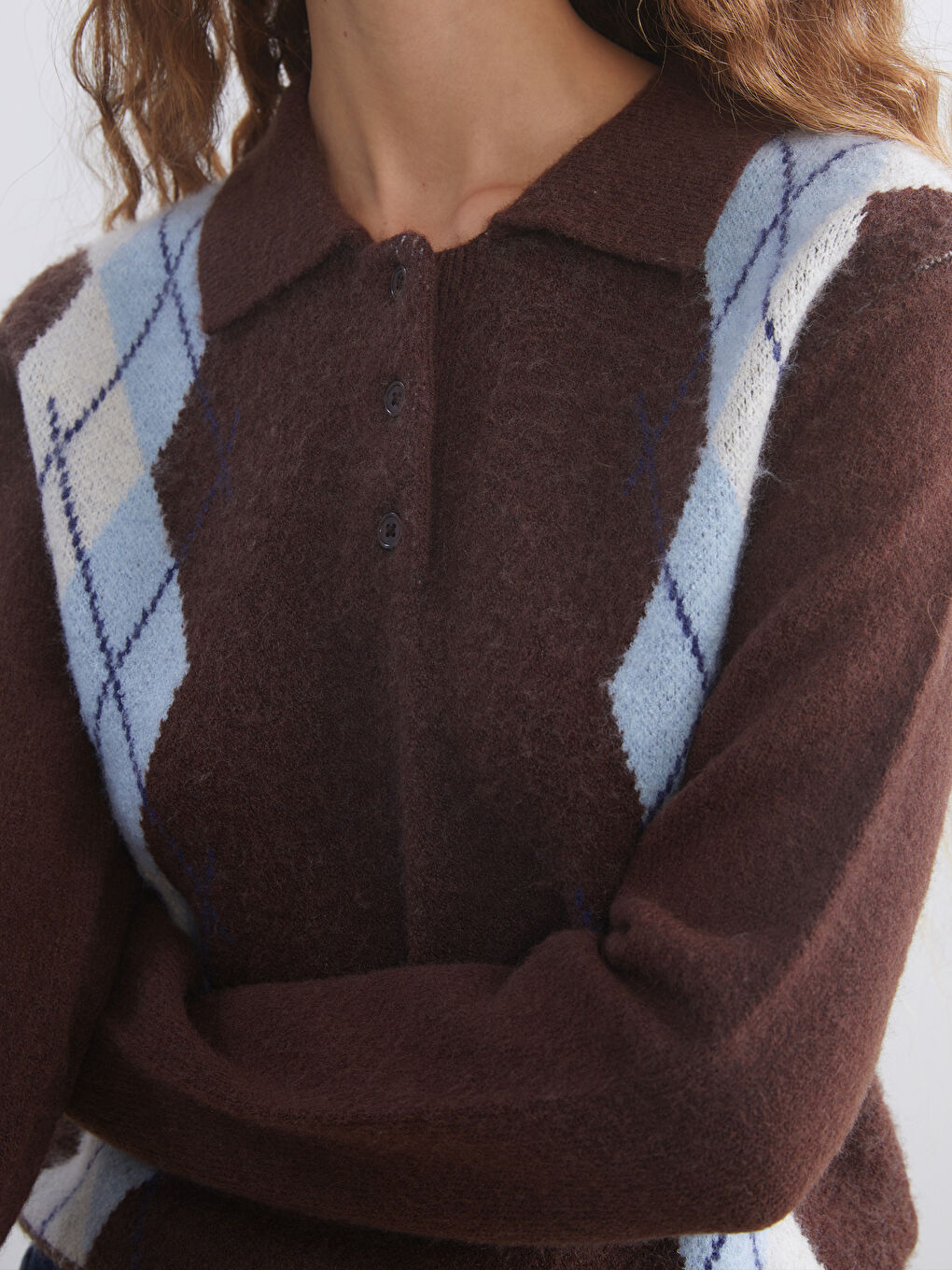 Kahverengi Polo Yaka Baklava Desenli Kadın Triko Kazak-2