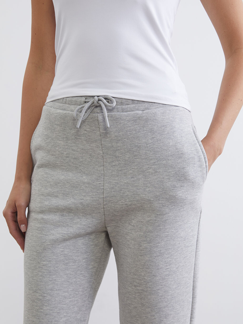 Gri Beli Lastikli Kadın Jogger Eşofman Altı-2