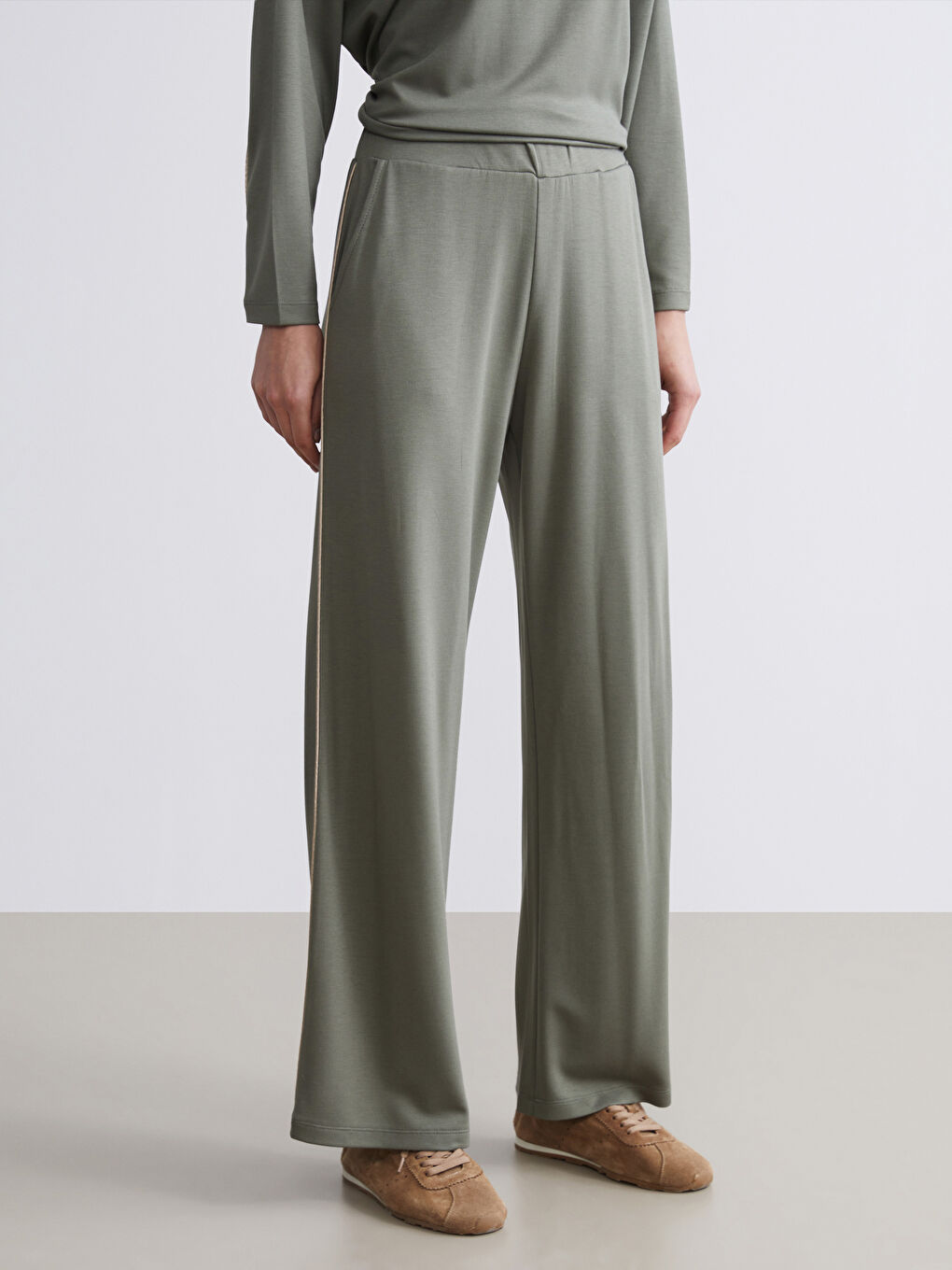 Haki Beli Lastikli Kadın Eşofman Altı-1