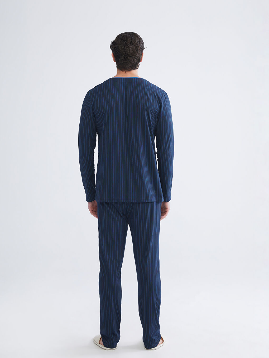 طقم بيجامة رجال بقصة عادية-3