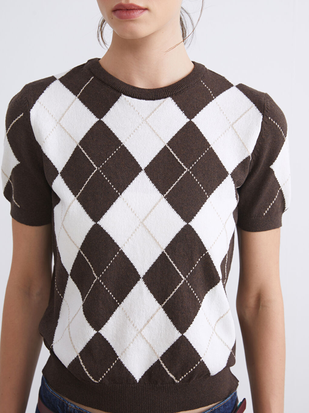 Kahverengi Bisiklet Yaka Baklava Desenli Kadın Triko Kazak-2