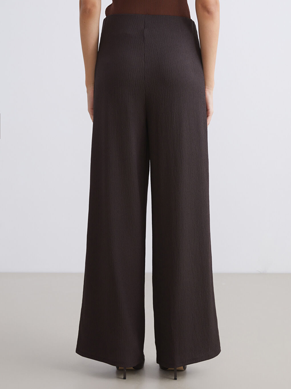 Elasticated Waist Textured Women's Trousers-2