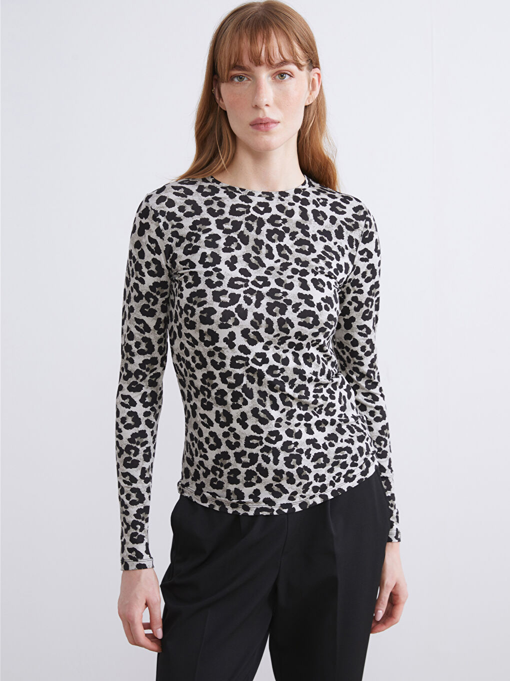 Crew Neck Leopard Print Blouse