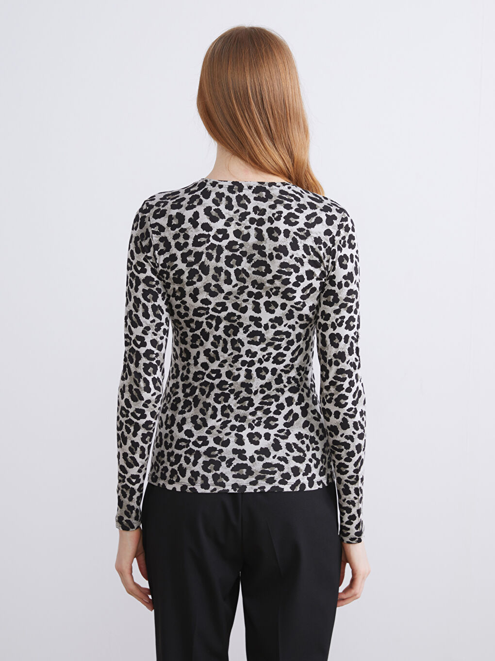 Crew Neck Leopard Print Blouse-3