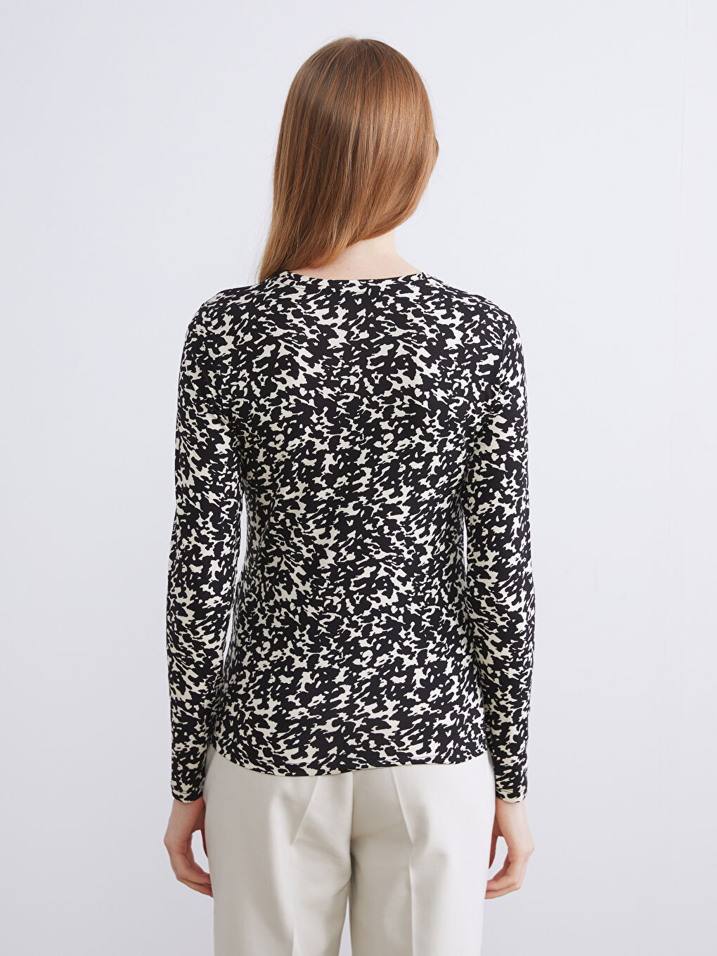 Crew Neck Patterned Blouse-3
