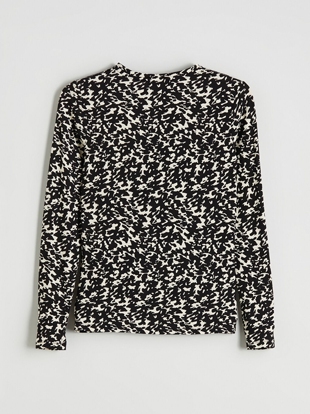 Crew Neck Patterned Blouse-5