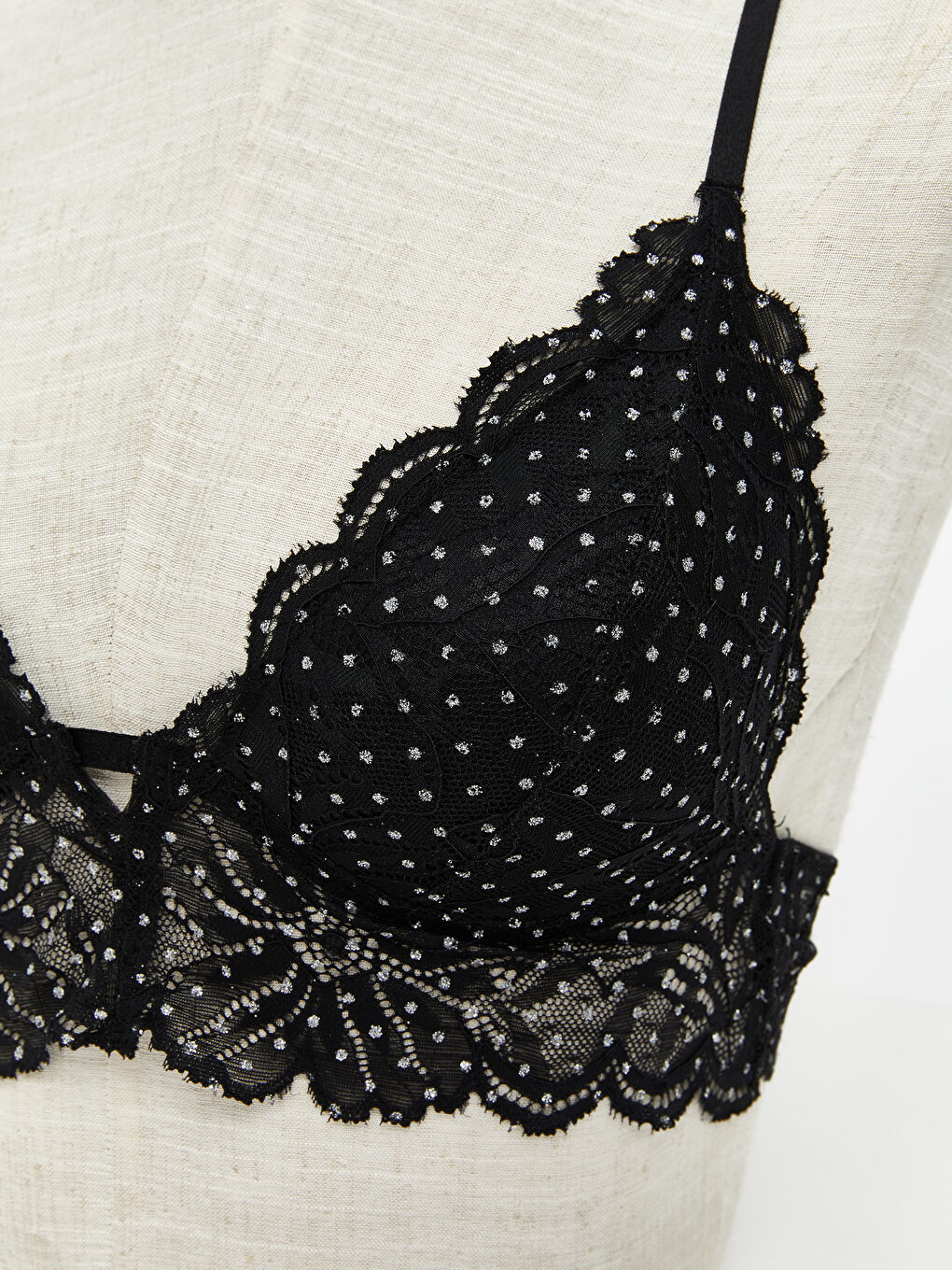 Siyah Balensiz Dolgusuz Desenli Bralet-2