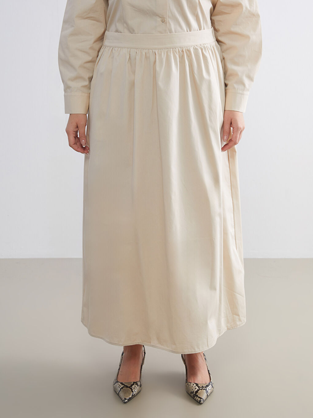 Elasticated Waist Pleated Skirt-9