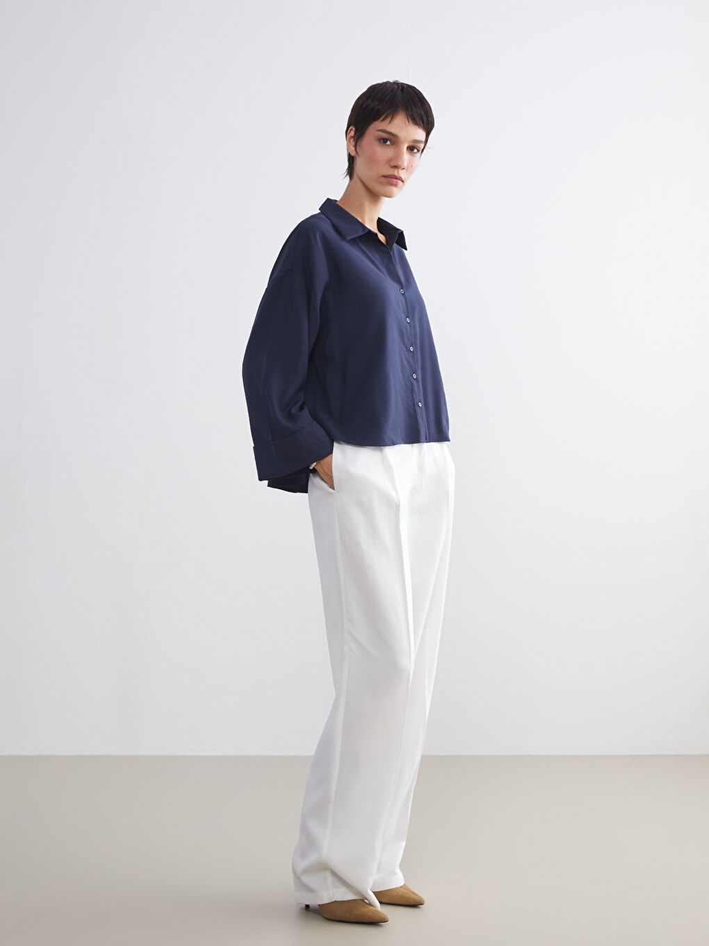 Lacivert Oversize Modal Karışımlı Kadın Gömlek-1