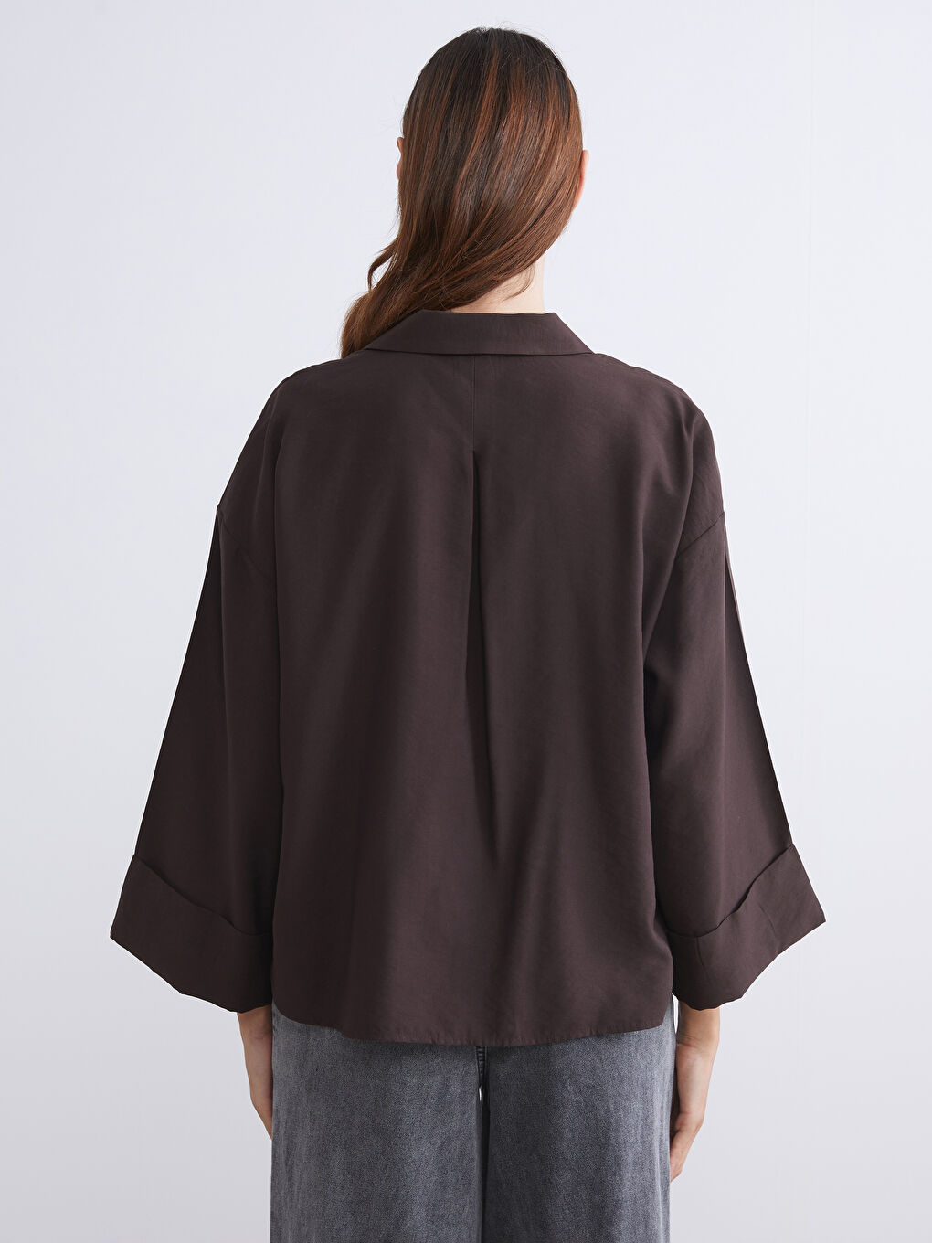 Kahverengi Oversize Modal Karışımlı Kadın Gömlek-3