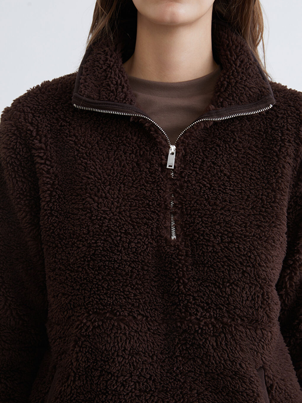 Kahverengi Dik Yaka Kadın Pelüş Sweatshirt-2