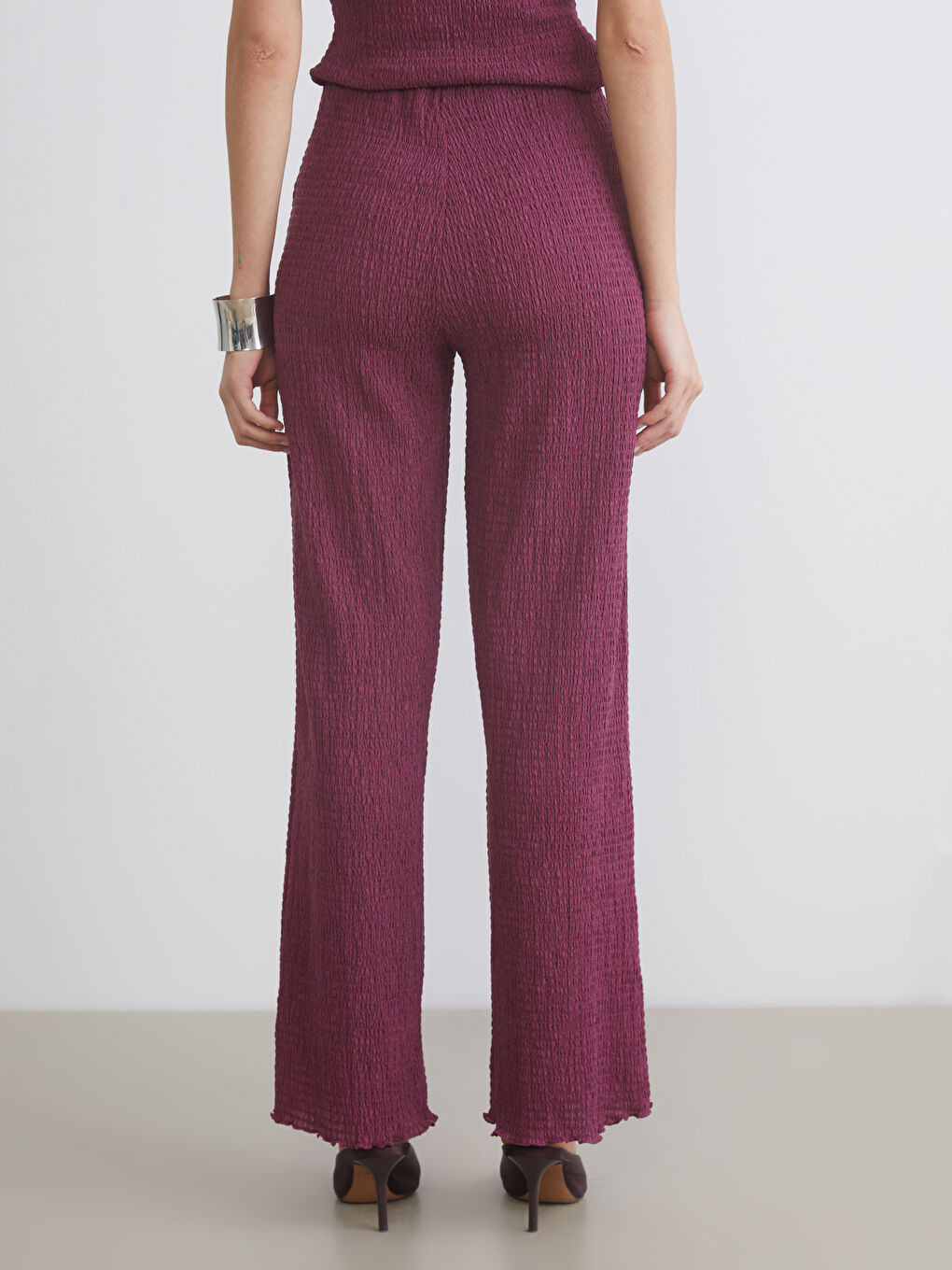 Mürdüm Beli Lastikli Dokulu Kadın Pantolon-3