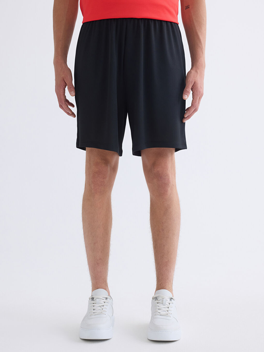 Siyah Rahat Kalıp Erkek Spor Şort-1