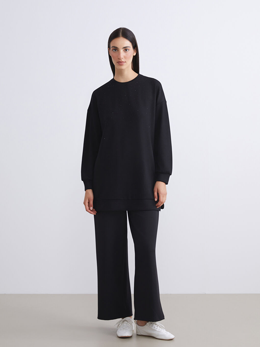 Siyah Bisiklet Yaka Kadın Sweatshirt Tunik-2