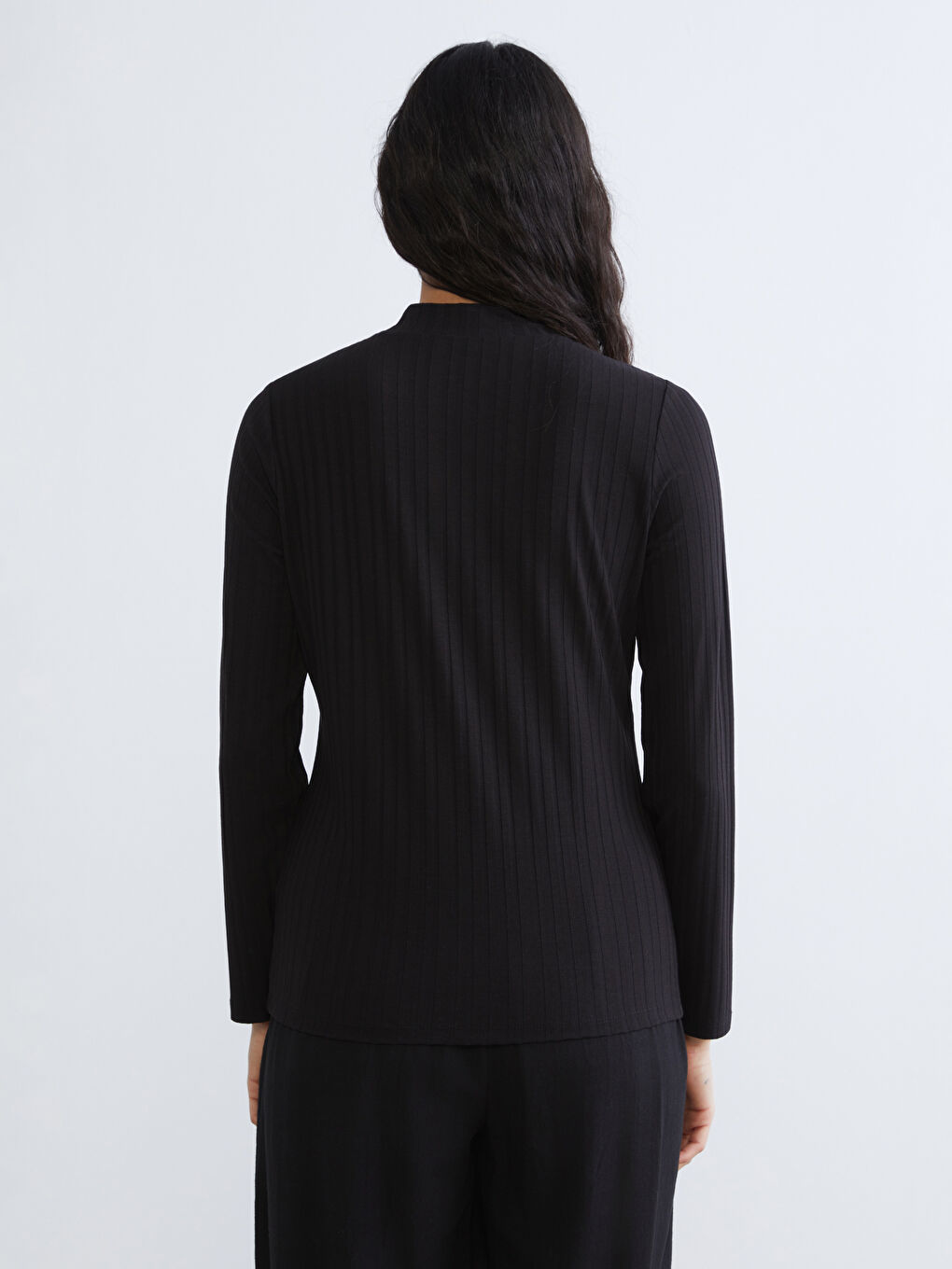 Siyah Dik Yaka Kadın Body-4