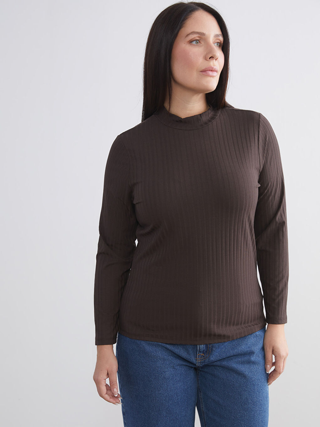 Kahverengi Dik Yaka Kadın Body-1