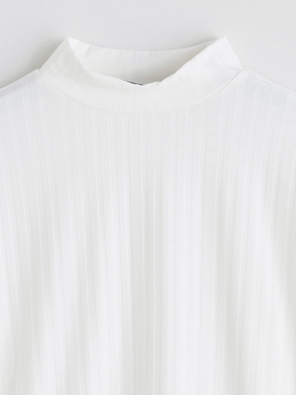 Ekru Dik Yaka Kadın Body-7