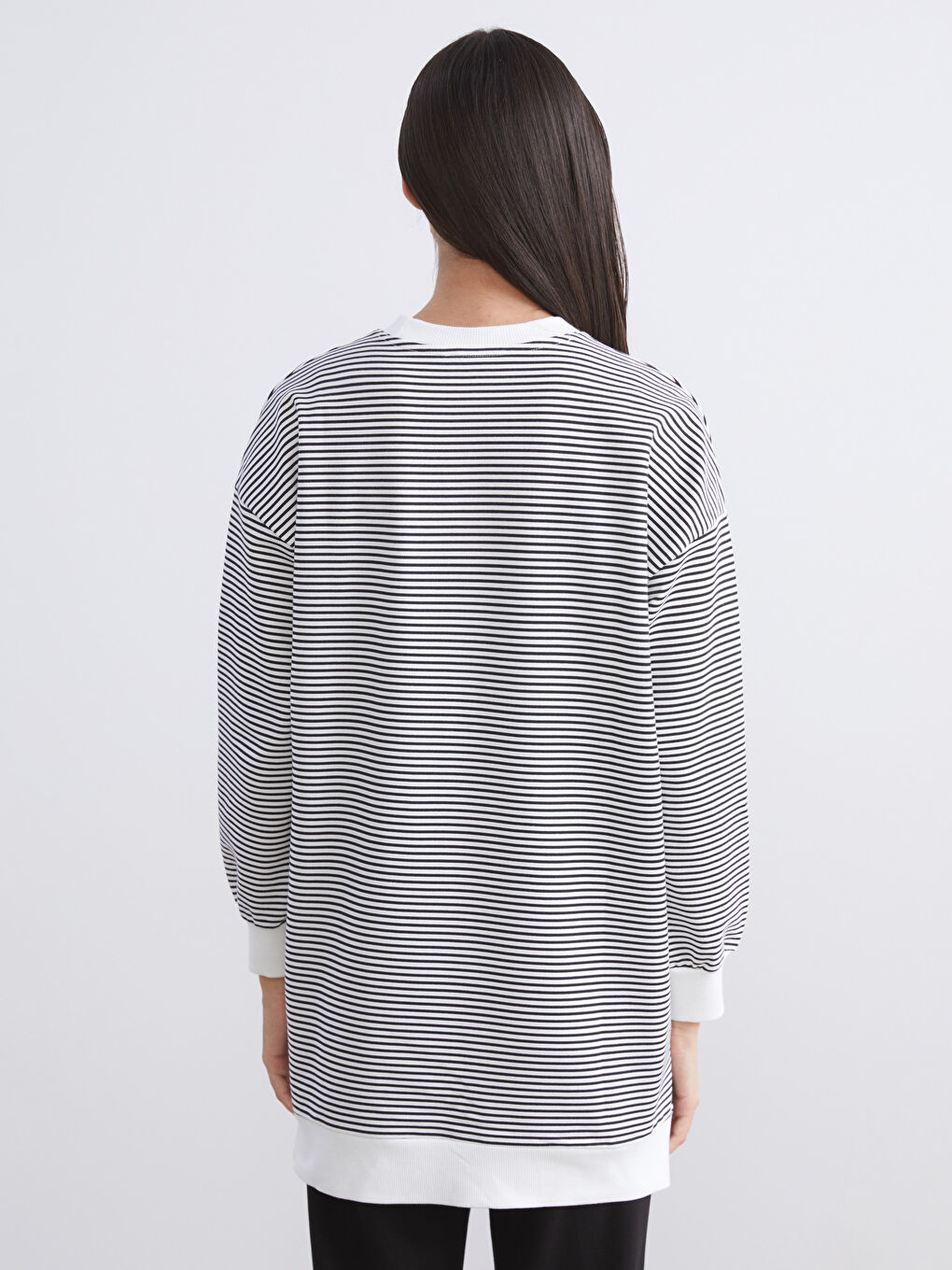 Siyah Büyük Beden Bisiklet Yaka Çizgili Kadın Sweatshirt Tunik-4