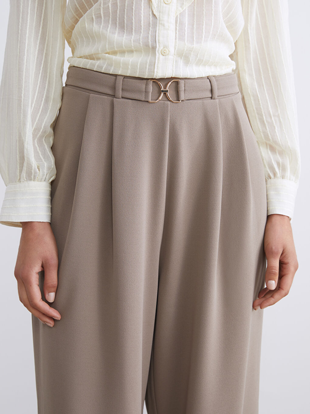 Pantalone za žene sa kaišem-2