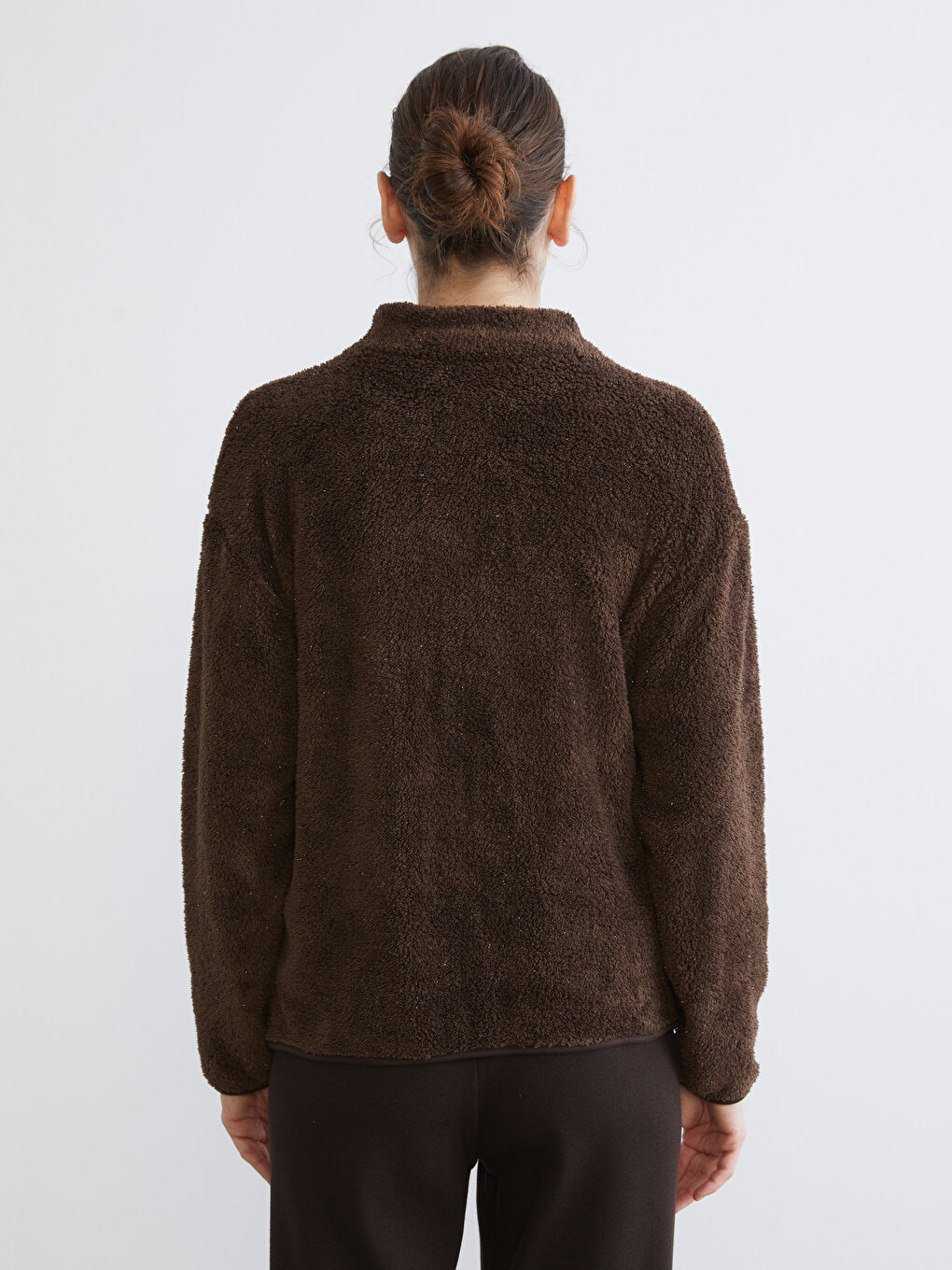 Kahverengi Dik Yaka Kadın Polar Hırka-3