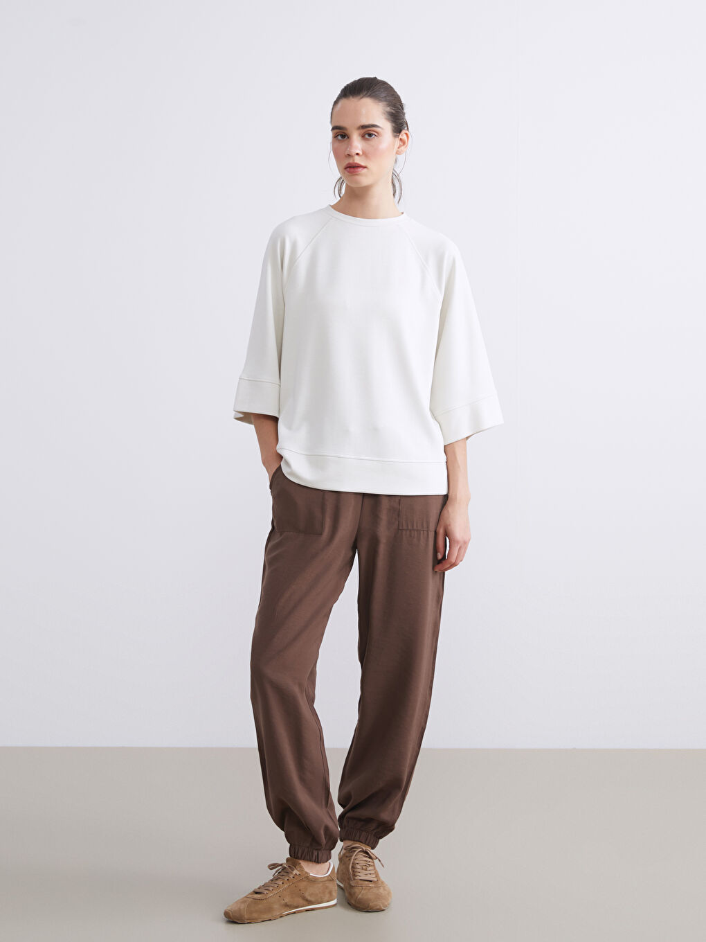 Bej Bisiklet Yaka Kadın Sweatshirt-1