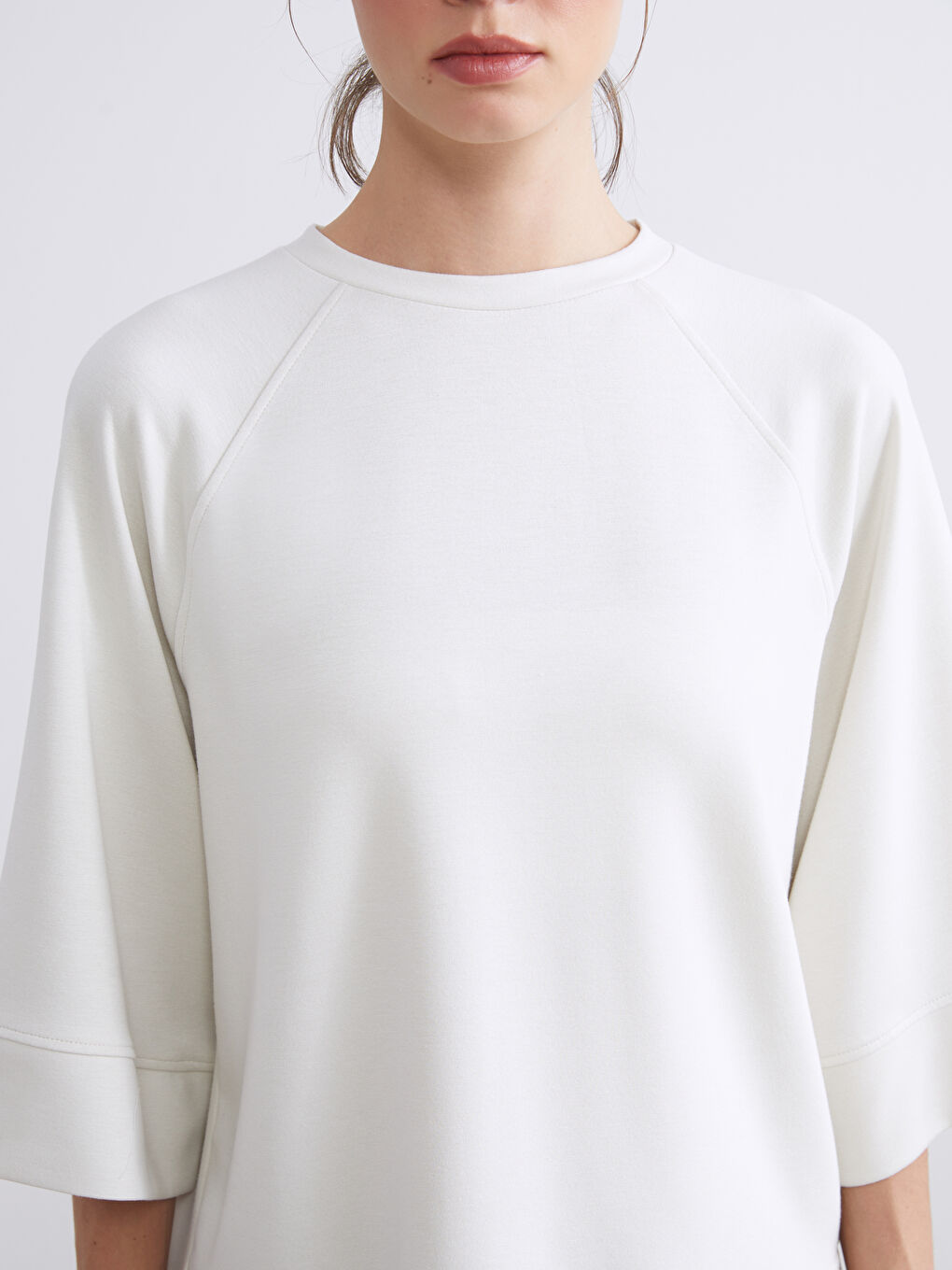 Bej Bisiklet Yaka Kadın Sweatshirt-2