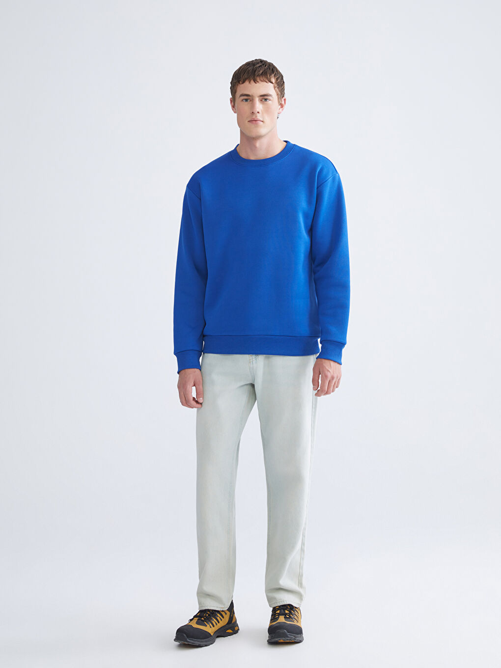 მრგვალი საყელო მამაკაცის სპორტული ზედა-1