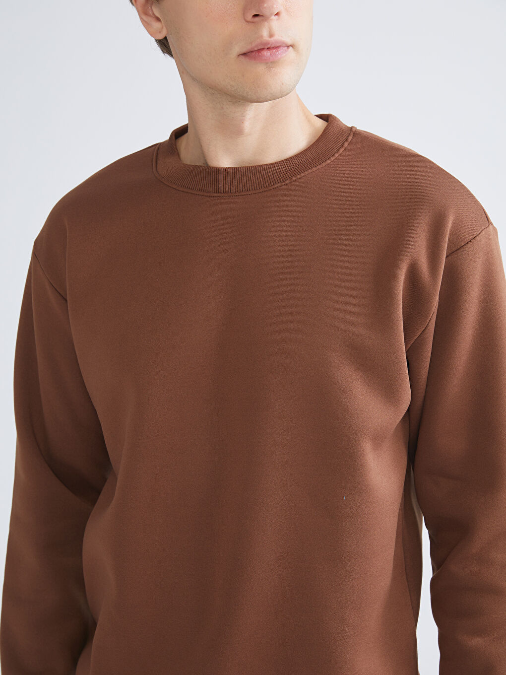 Свитшот с круглым вырезом для мужчин-2