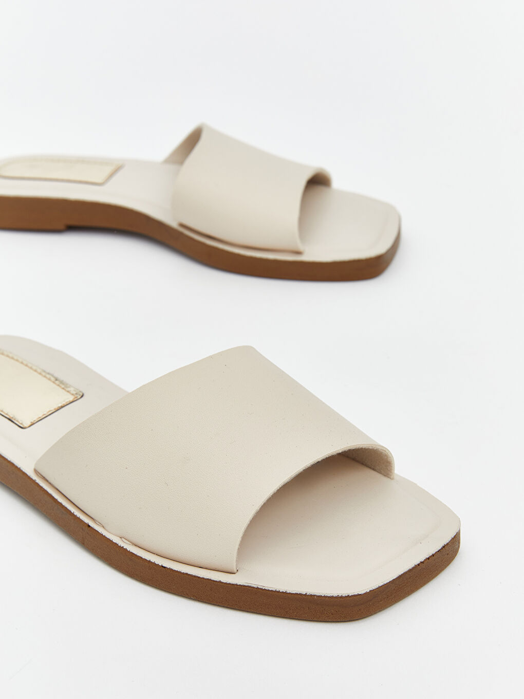 Bej Süet Görünümlü Kadın Terlik-2