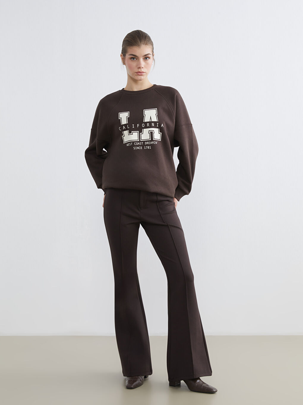 Kahverengi Dar Fit İspanyol Paça Kadın Pantolon