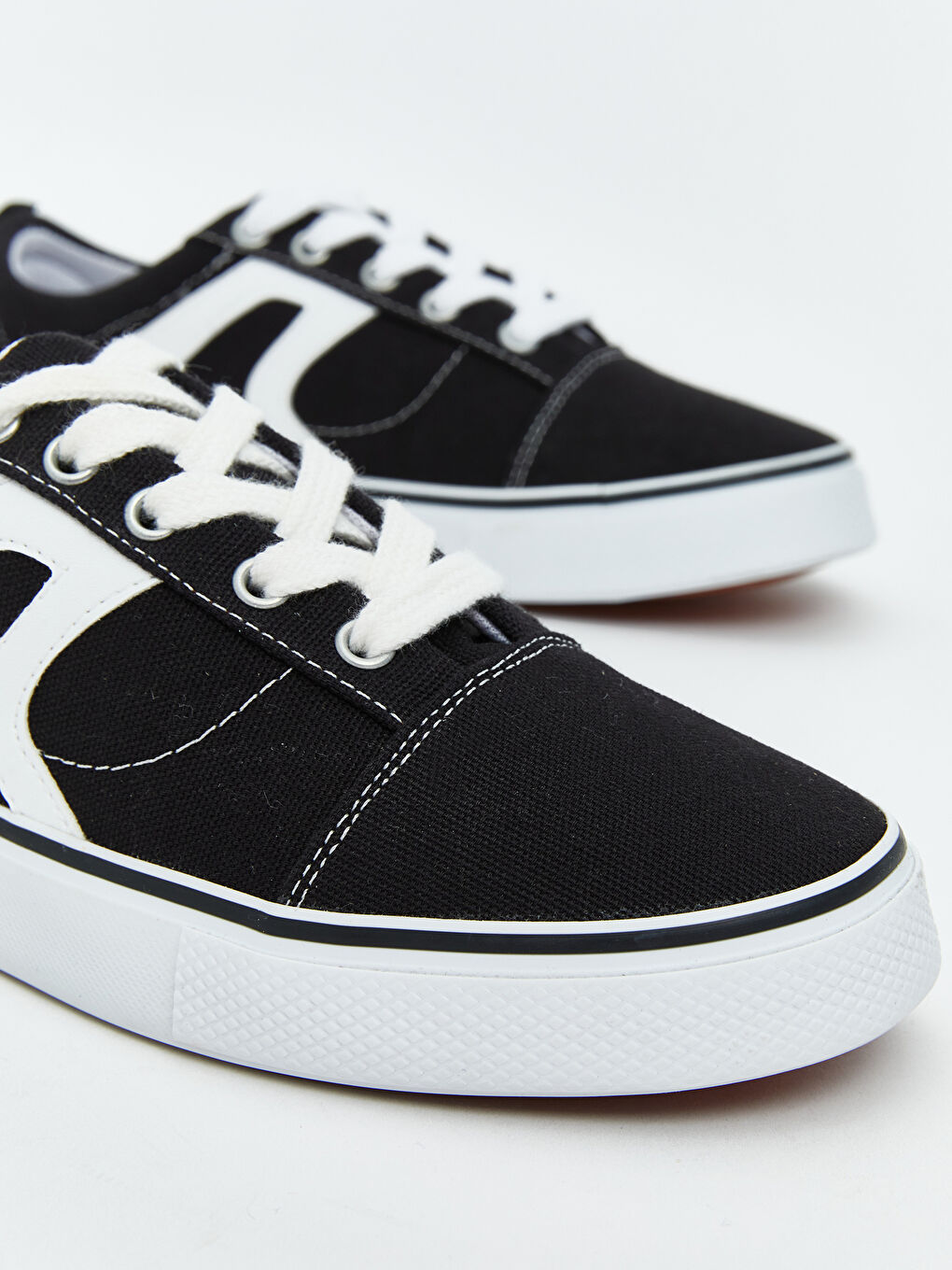 Siyah Bağcıklı Kız Çocuk Spor Ayakkabı-2