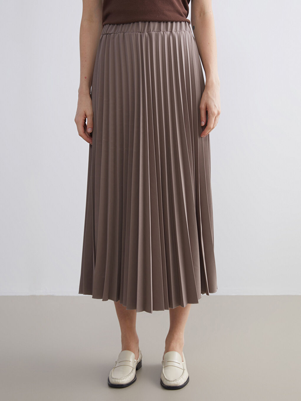 Elastic Waist Chiffon Pleated Skirt-1