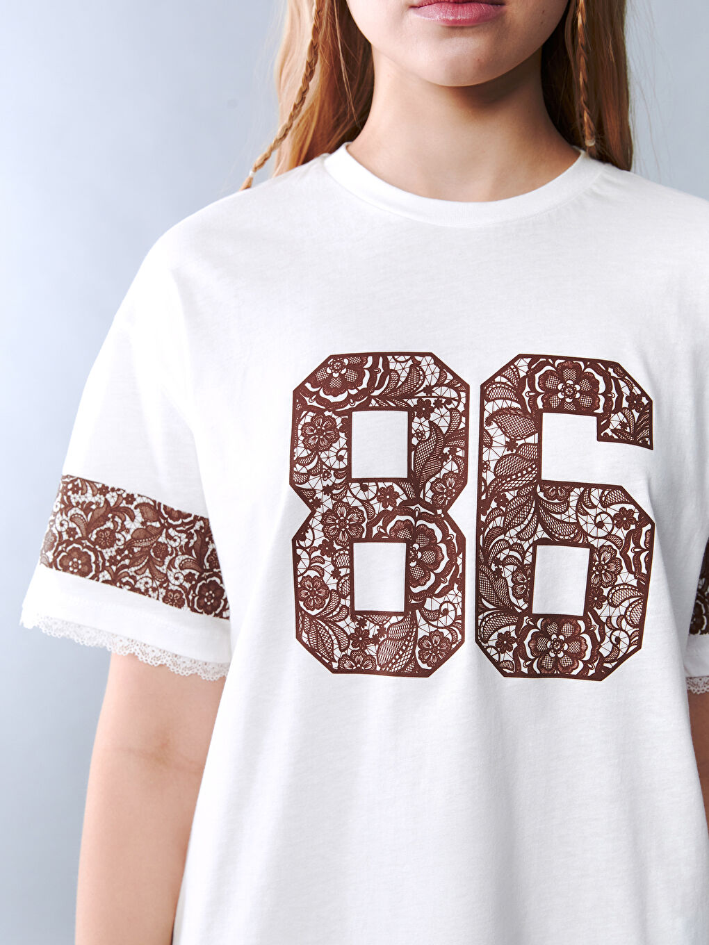 Ekru Bisiklet Yaka Genç Kız Tişört-2