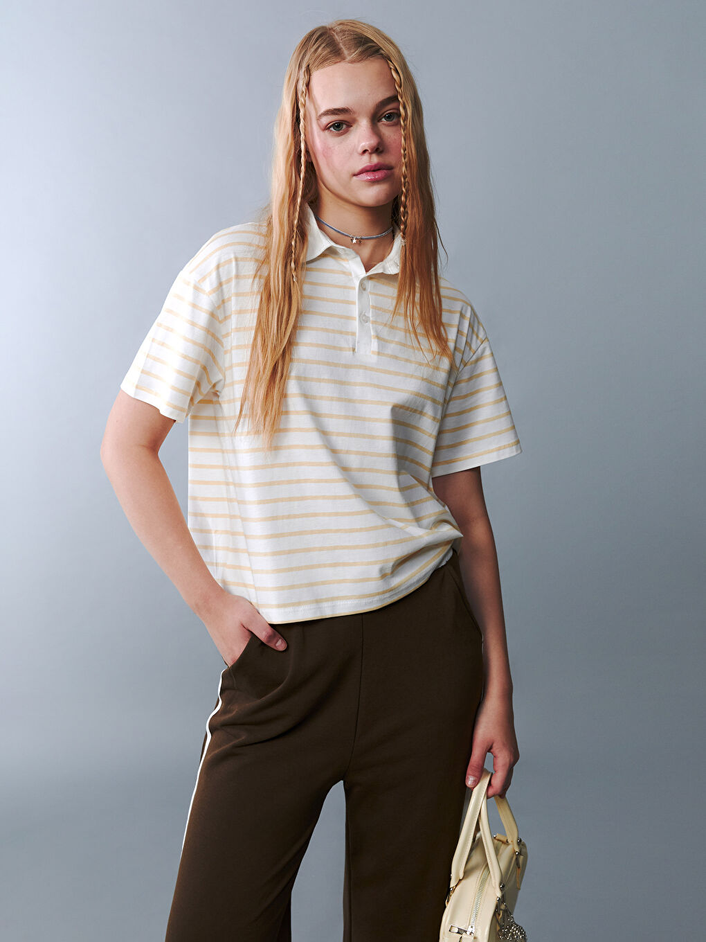 Ekru Polo Yaka Çizgili Genç Kız Tişört-2