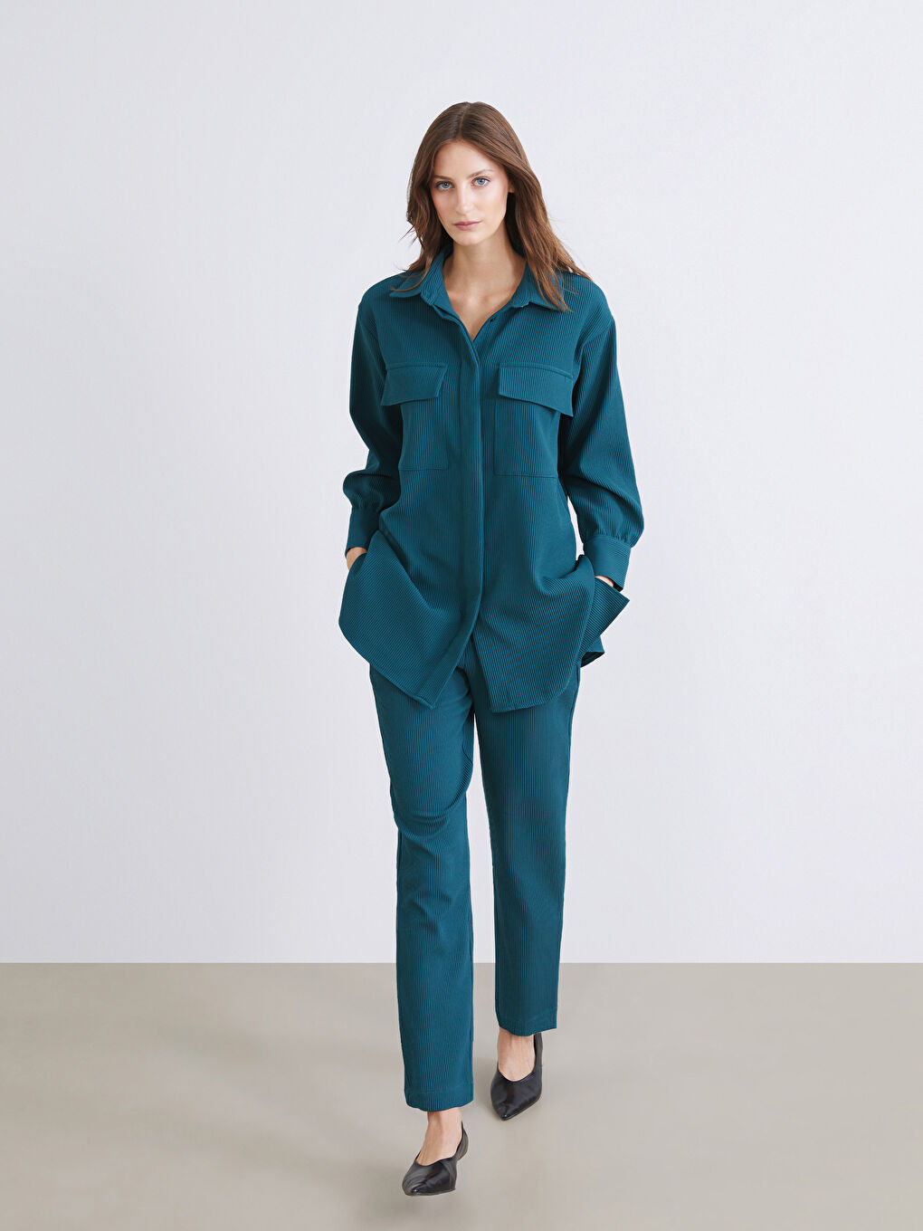 Petrol Beli Lastikli Havuç Kesim Dokulu Kadın Pantolon