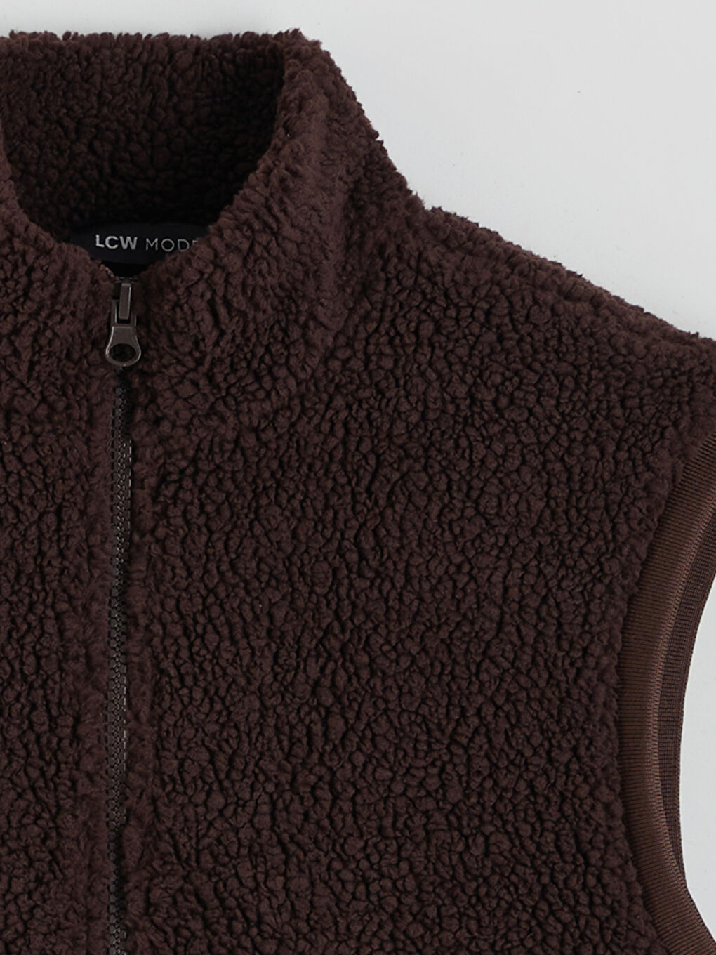 Kahverengi Dik Yaka Kadın Pelüş Yelek-5