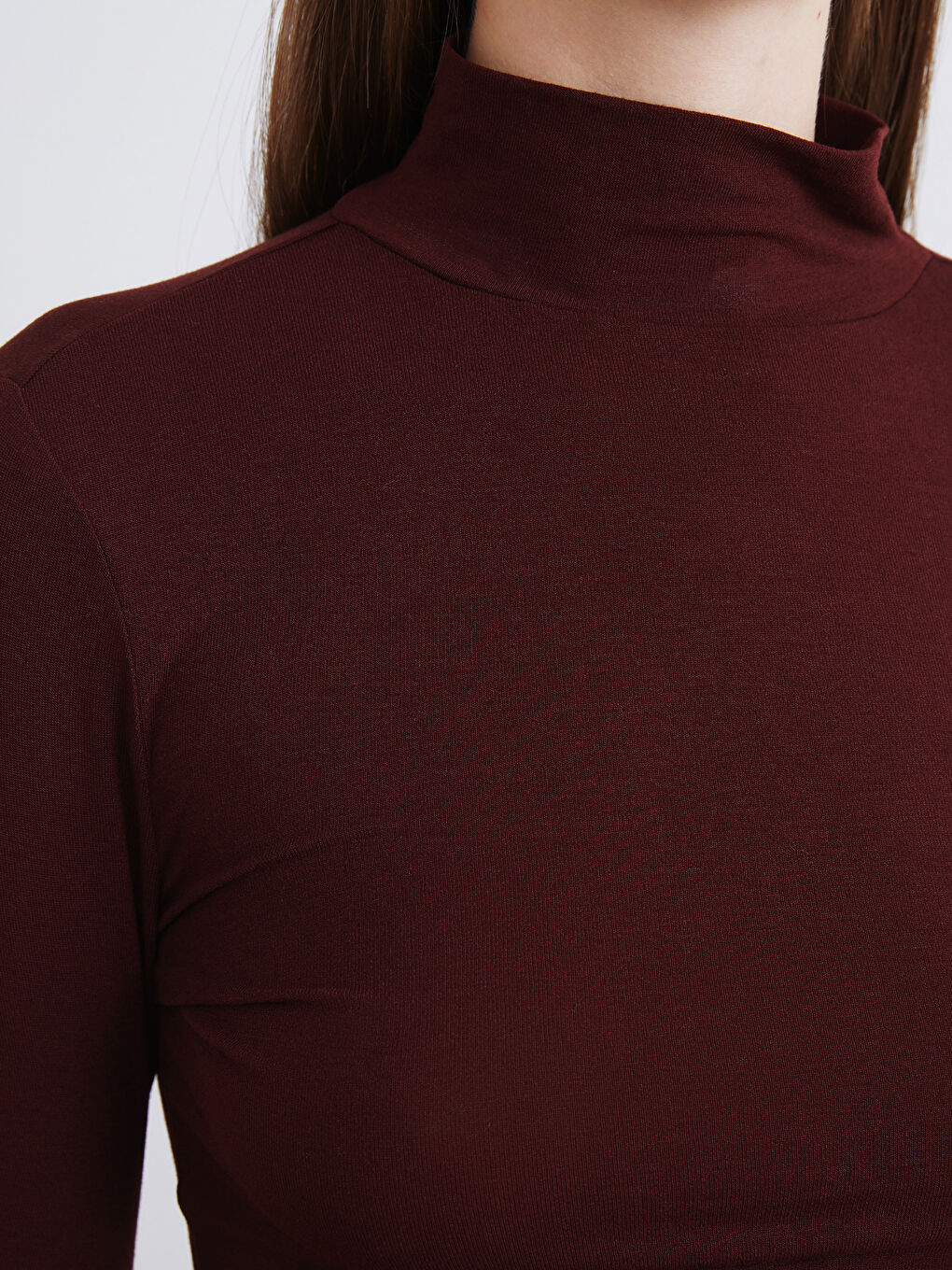 ქალი ბორდოსფერი ბოდე-2