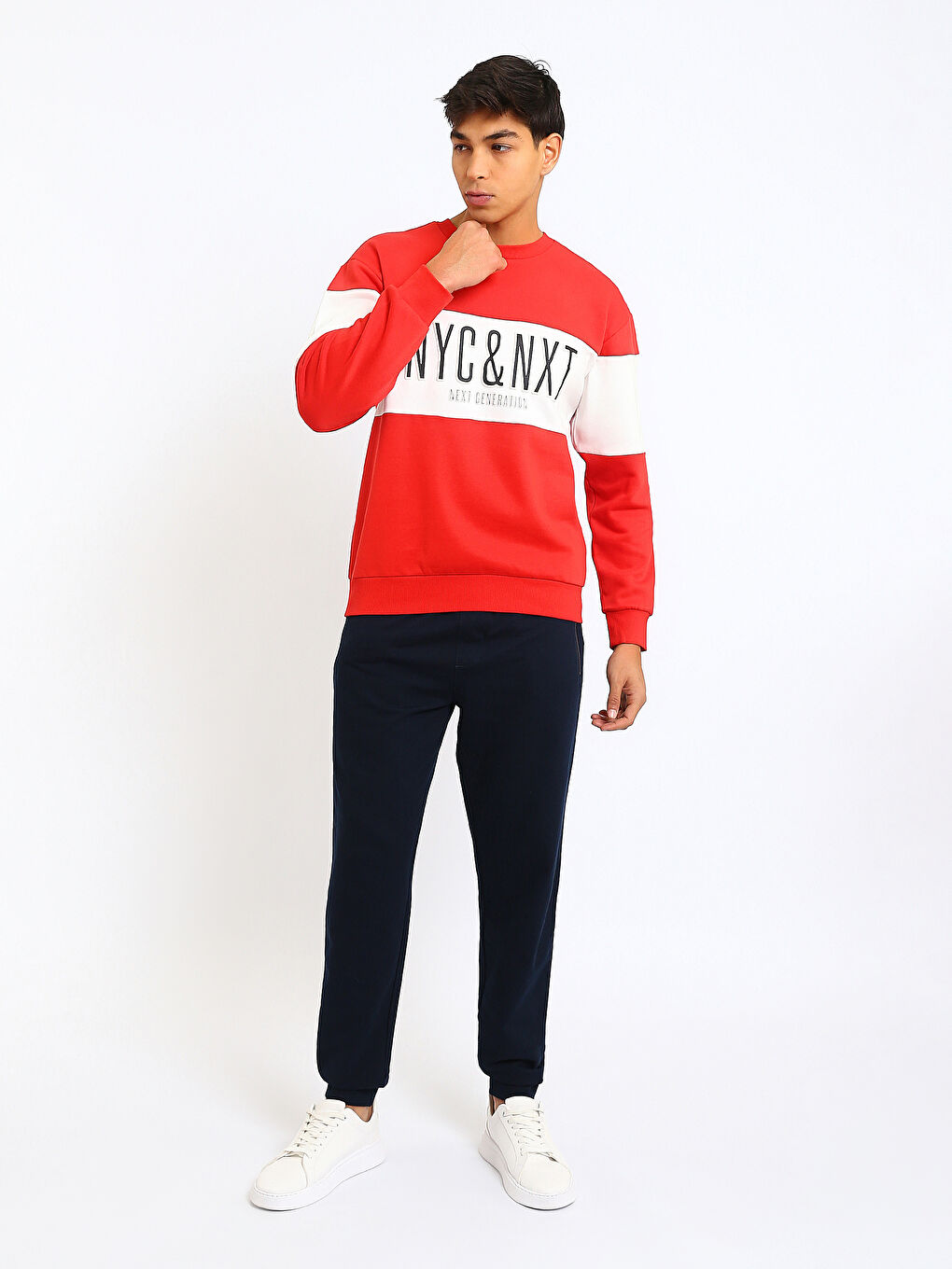 سويت شيرت رجالي بياقة دائرية بطبعة-1