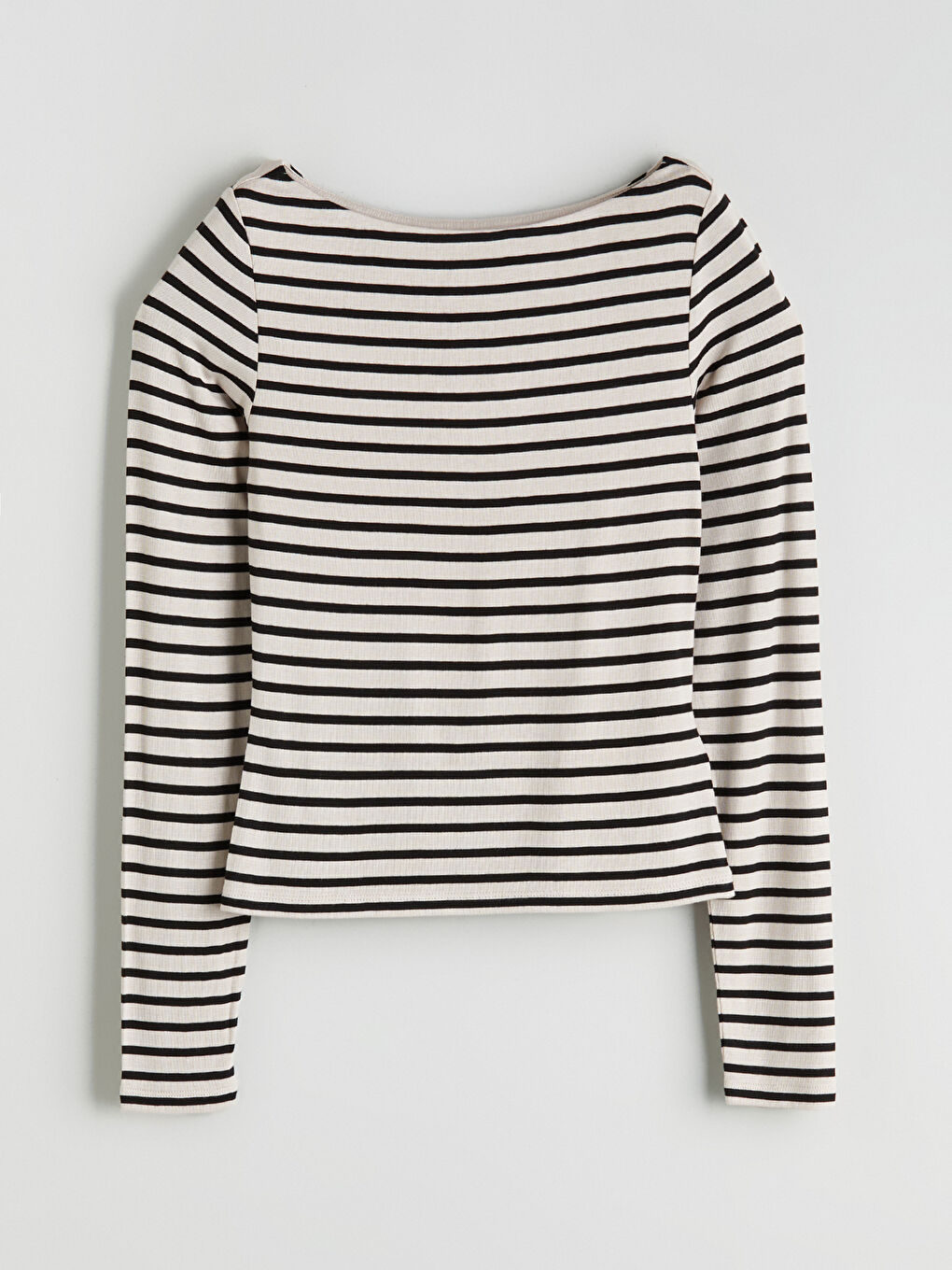 Әйелдерге арналған жолақты боди-4