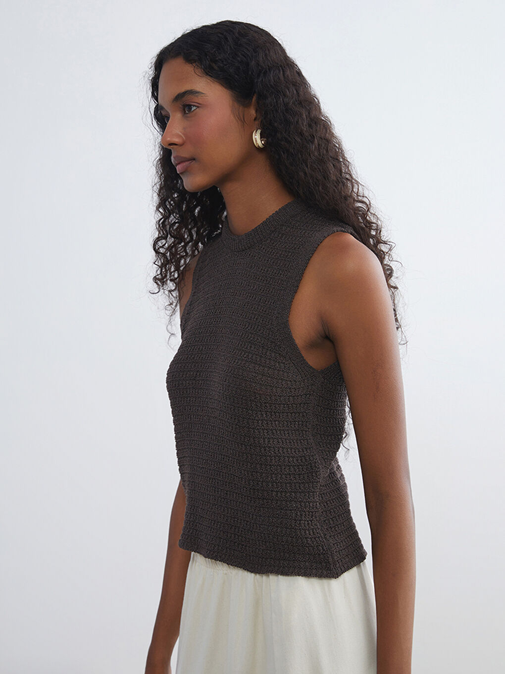 LCW Vision Crew Neck Hole-Knitted Women's Knitwear Sweater Vest -W5KJ59Z8-D2N