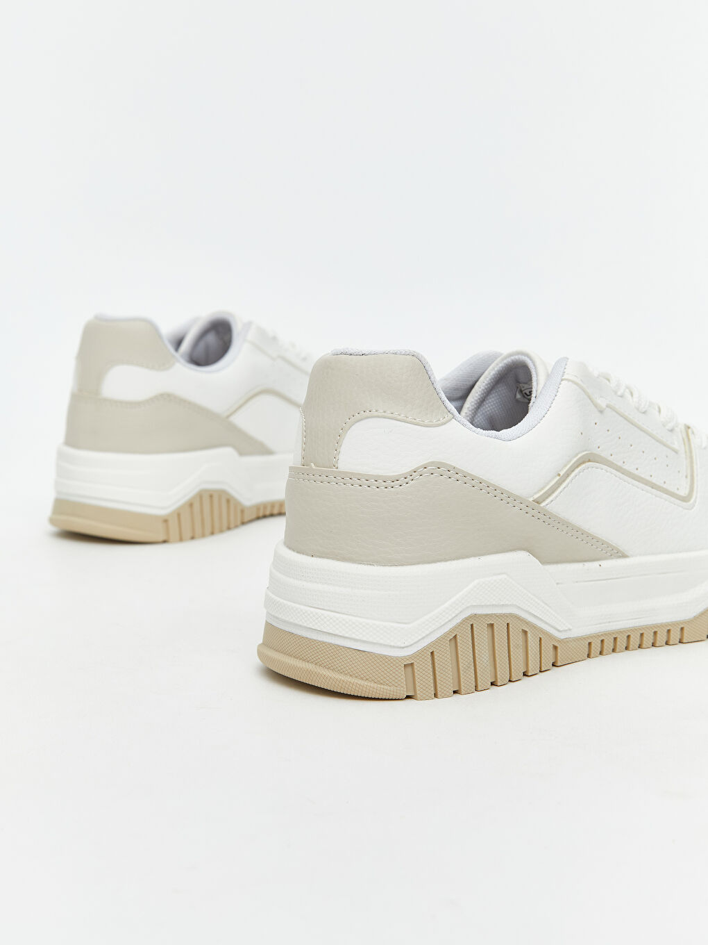 Beyaz Deri Görünümlü Kadın Spor Ayakkabı-4