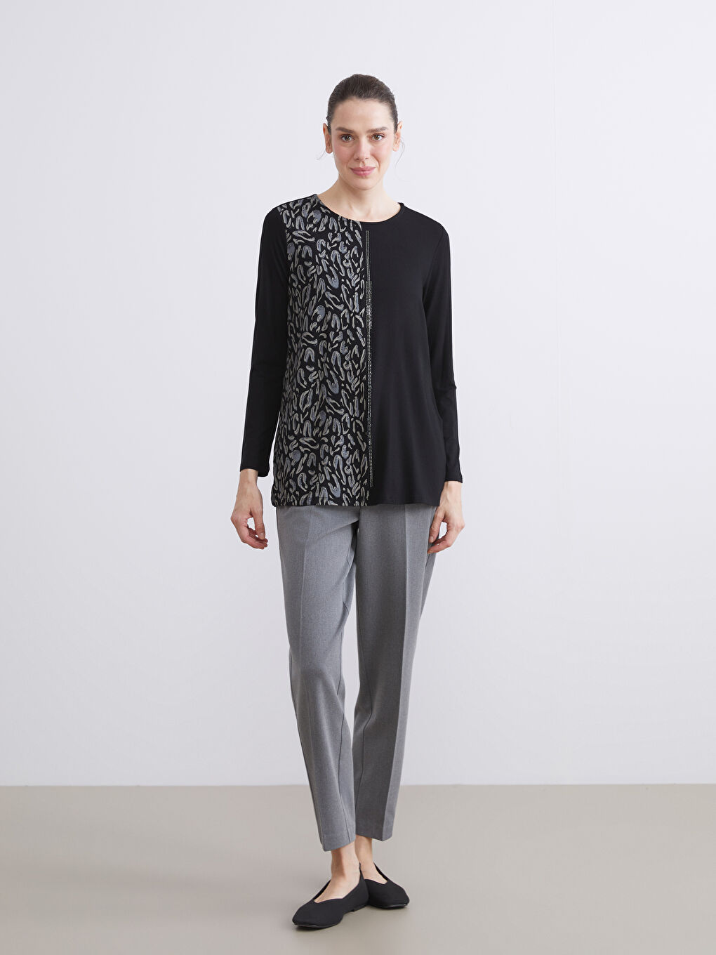 Siyah Bisiklet Yaka Desenli Bluz-1