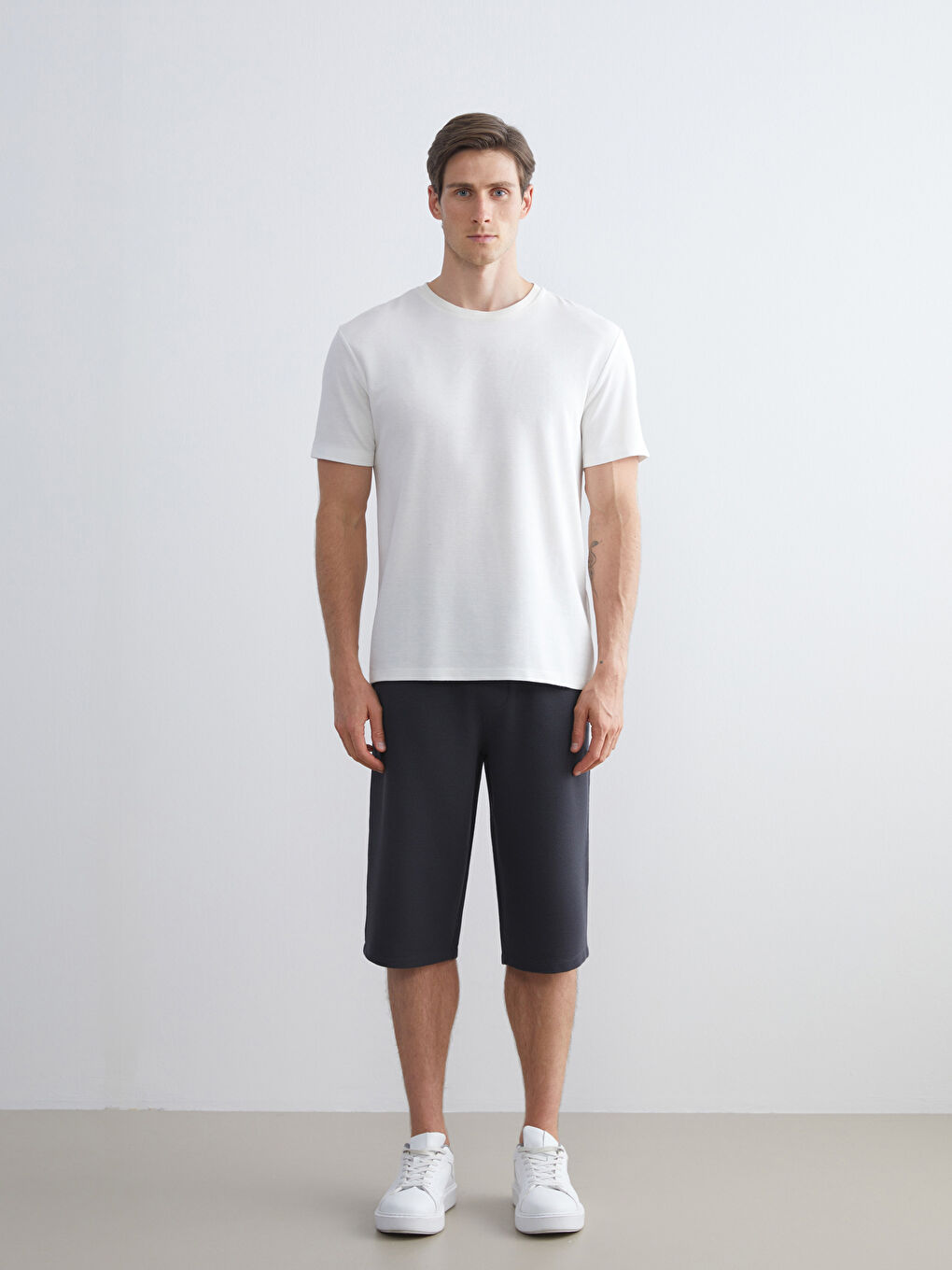 Antrasit Standart Kalıp Erkek Şort