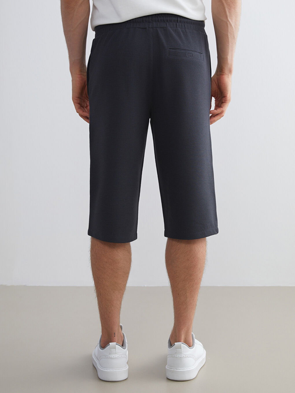 Antrasit Standart Kalıp Erkek Şort-3