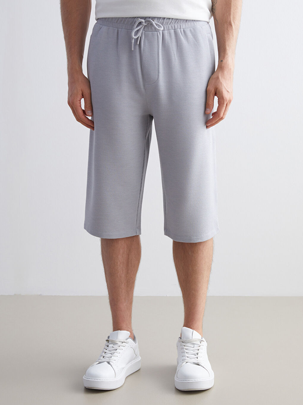 Gri Standart Kalıp Erkek Şort-1