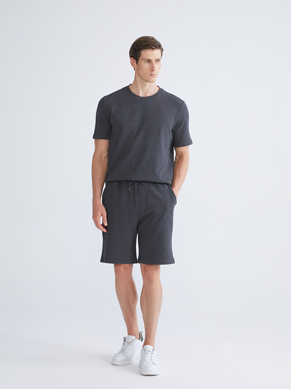 Antrasit Bisiklet Yaka Erkek Tişört-1