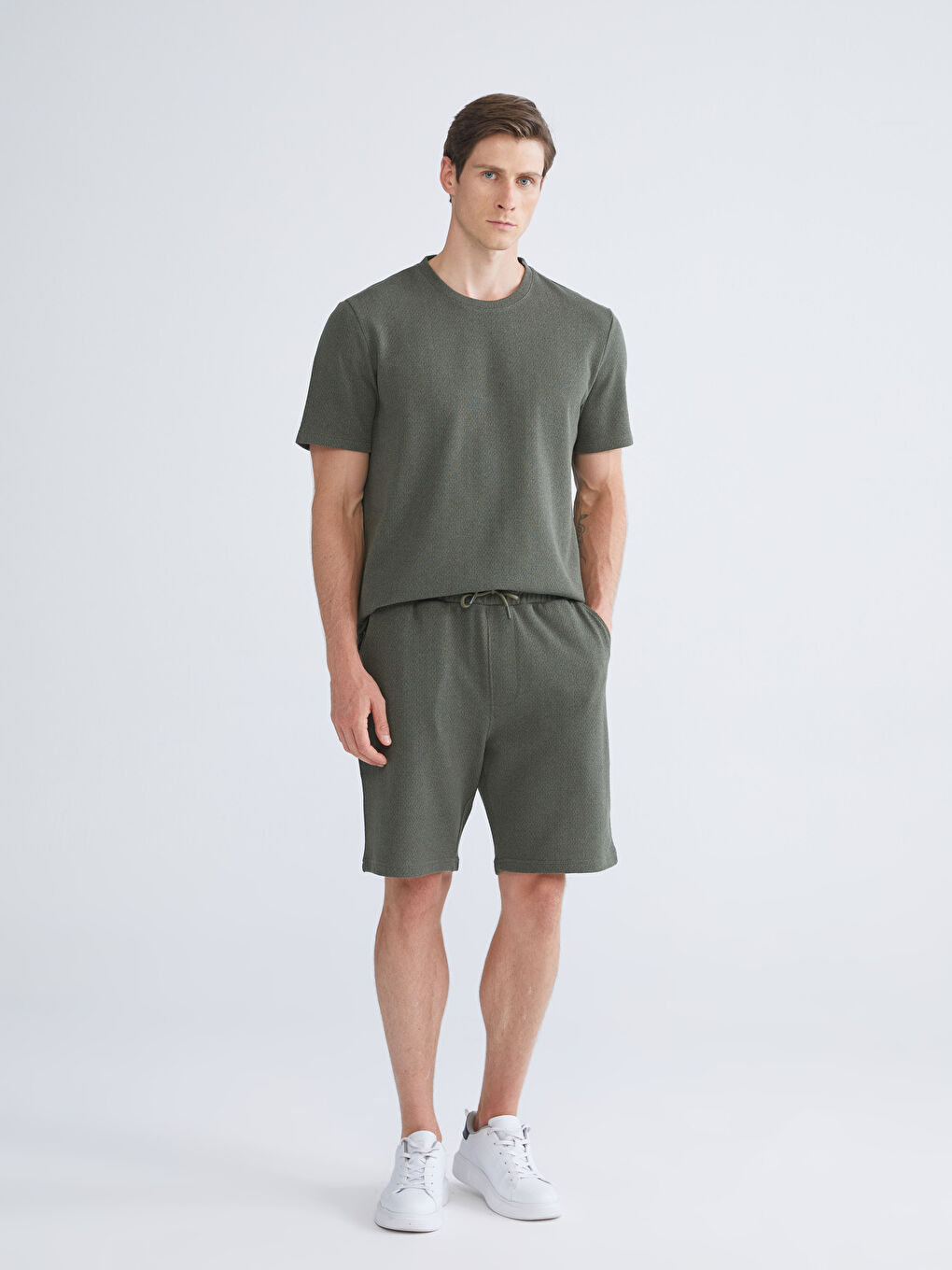 Haki Bisiklet Yaka Erkek Tişört-1