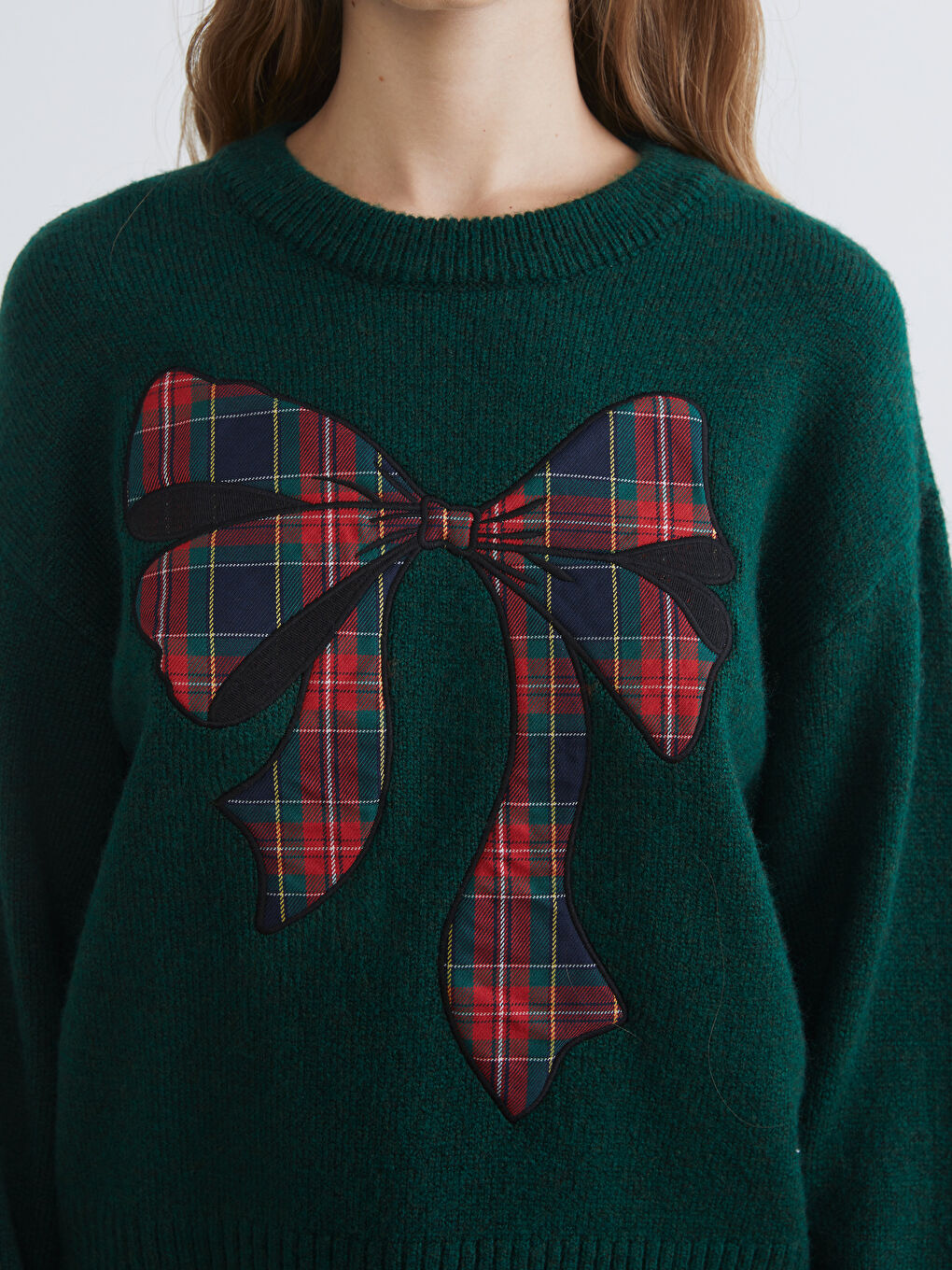 Yeşil Bisiklet Yaka Fiyonk Nakışlı Kadın Triko Kazak-2