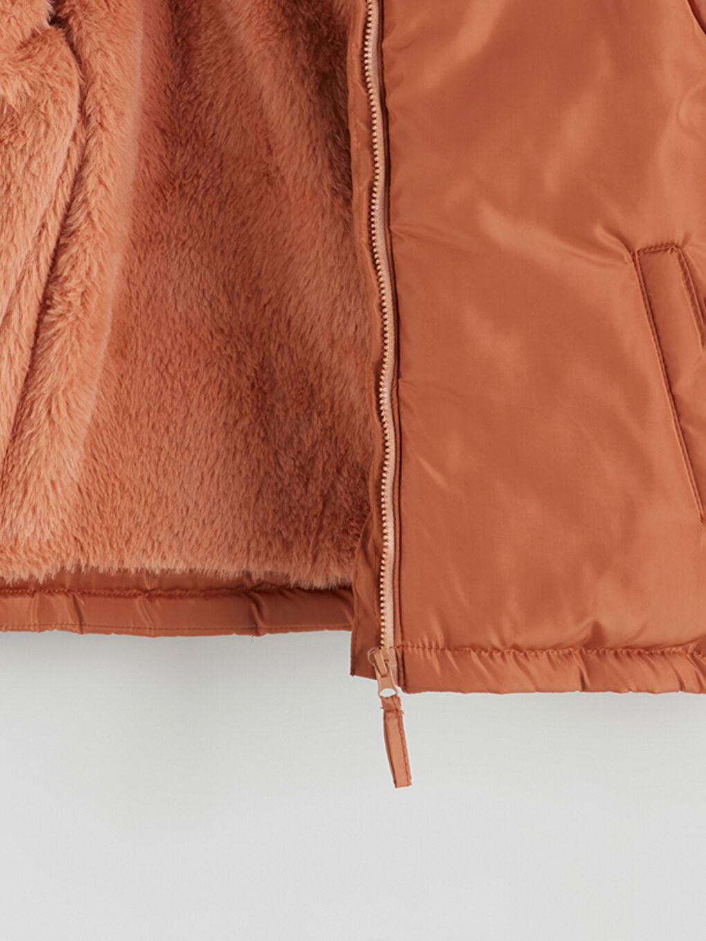 Kahverengi Kapüşonlu Basic Erkek Çocuk Şişme Mont-1