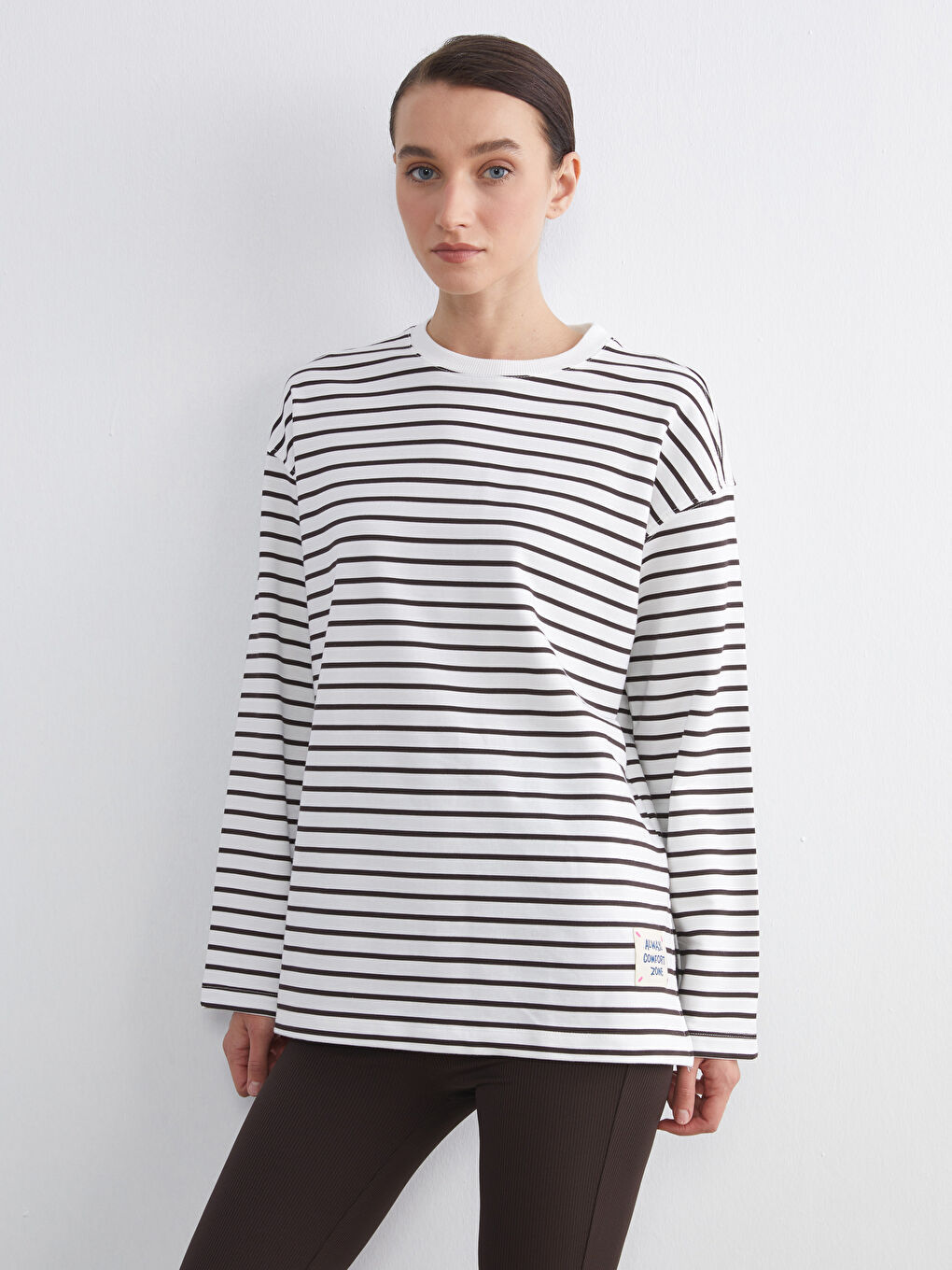 Kahverengi Bisiklet Yaka Çizgili Kadın Sweatshirt